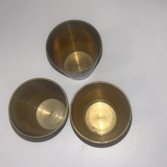 3 Vintage Brass Etched Hand Painted Shot Glass Made in India Circa WWII VTG GUC - Picture 11 of 14